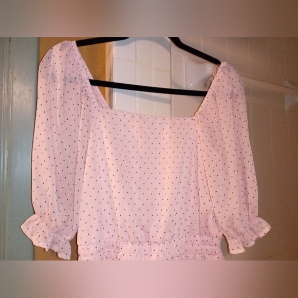 💕 Sweetheart polka dot pink romper - Picture 5 of 6